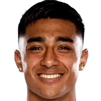 Julián Araujo